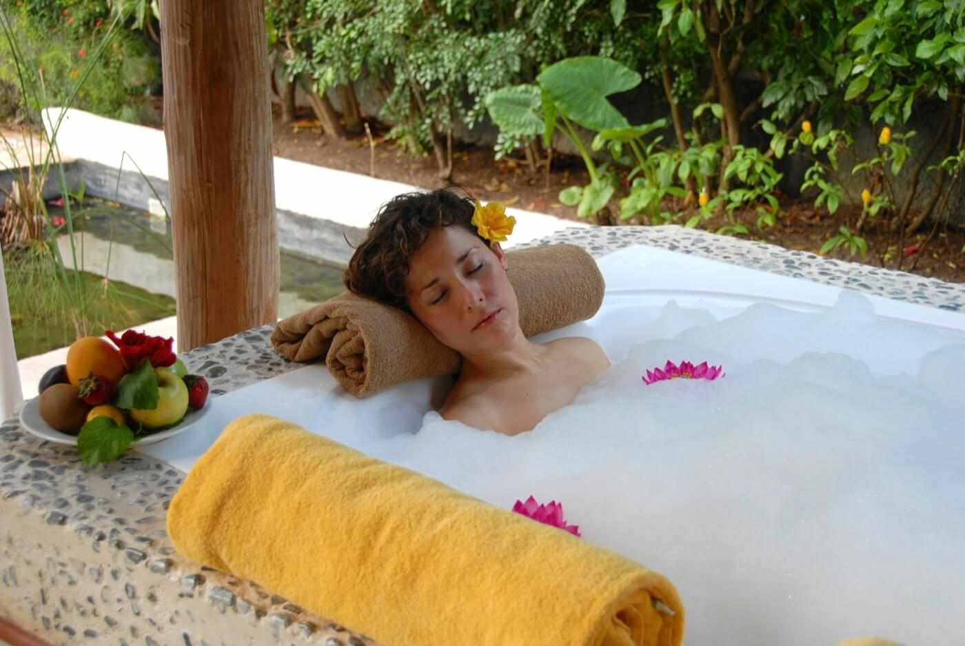 Spa towels at Oasis Palm Hotel