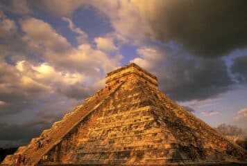 yacimientos arqueologicas chichen itza