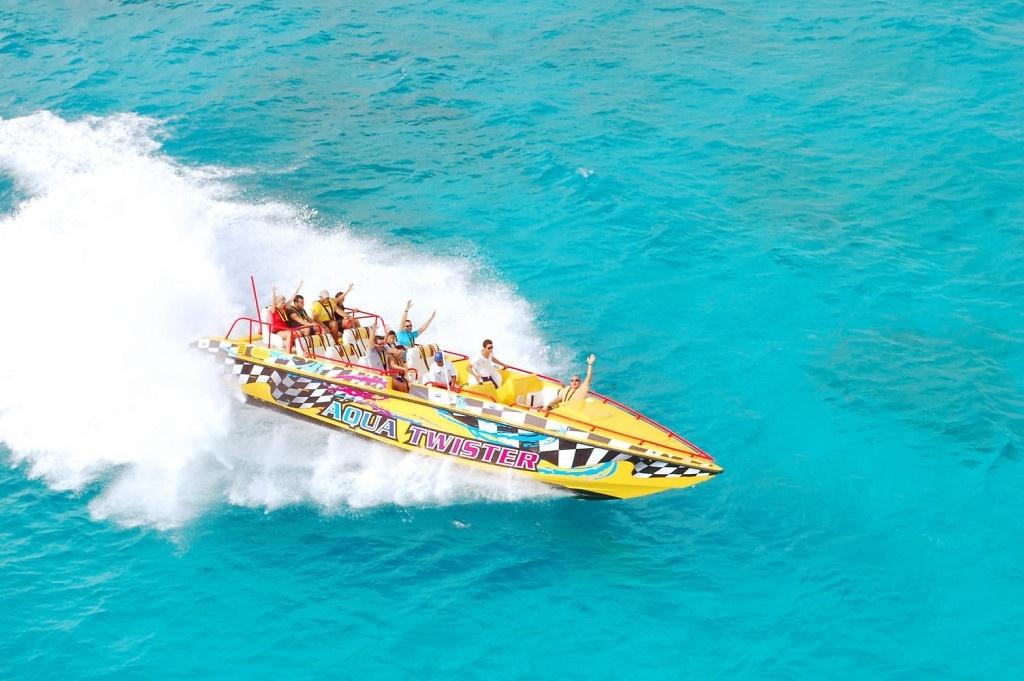 The 5 best aquatic activities in Cancun
