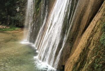Agua Cascada Cola de Caballo en Monterrey