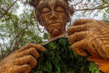 Ven a la luz, escultura en Tulum