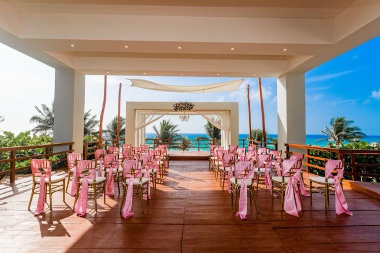 Beach wedding in Cancún 01