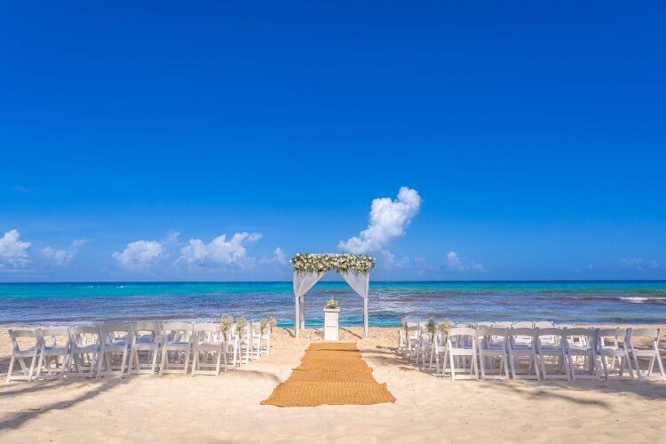 Beach wedding in Cancún 05