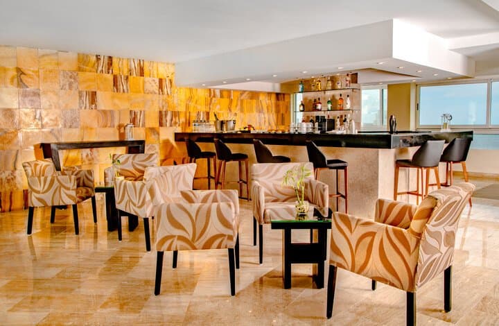Sensoria Champagne Bar Image