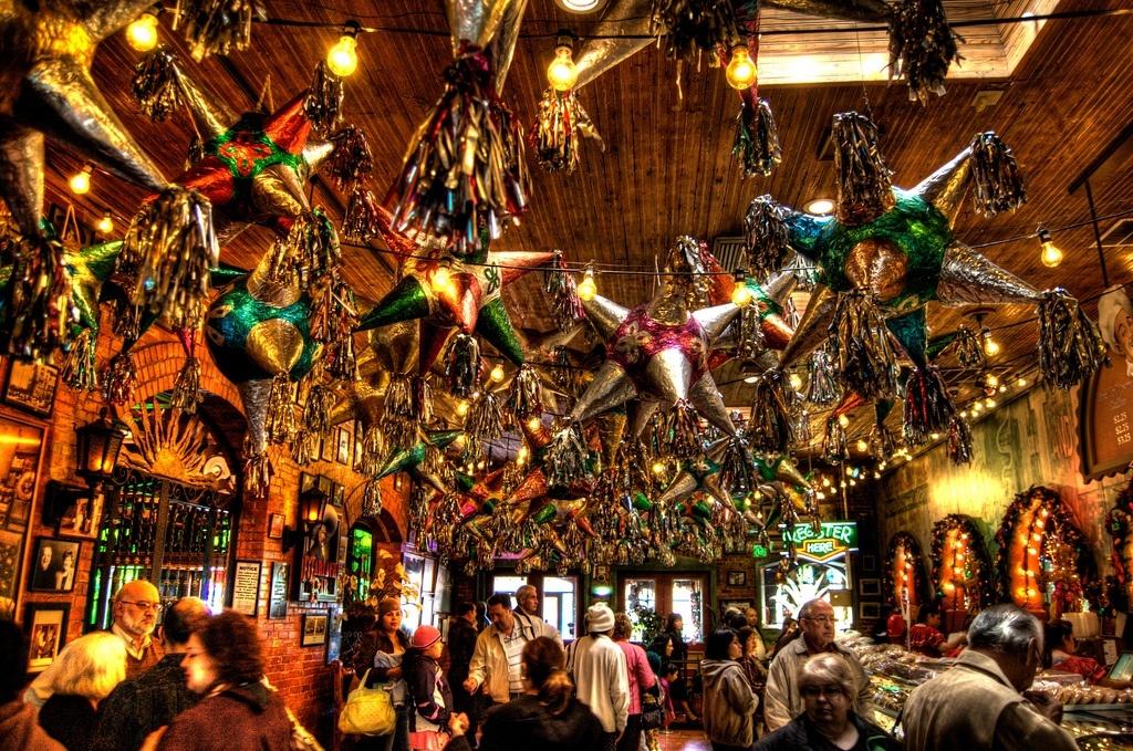 ¡Feliz Navidad!… The Christmas Posada
