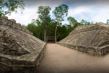 Navegando o mar de selva verde: Cobá