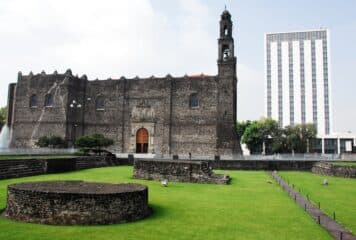 La plaza de las tres culturas en Ciudad de México