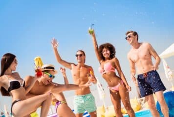 Amigos en beach club tulum