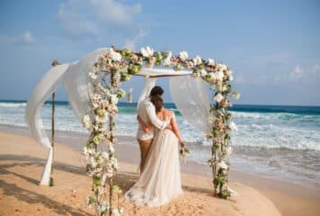 Boda pareja playera en Cancún