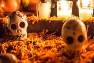 Tradiciones mexicanas como el Día de Muertos en México