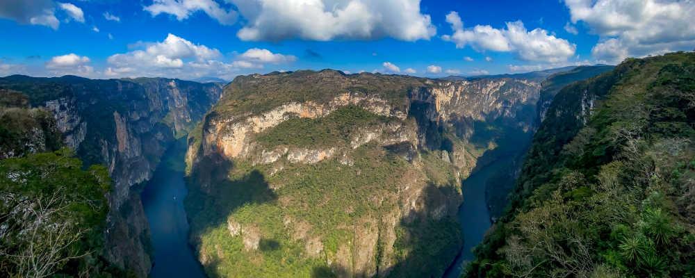 Exploring the Sumidero Canyon