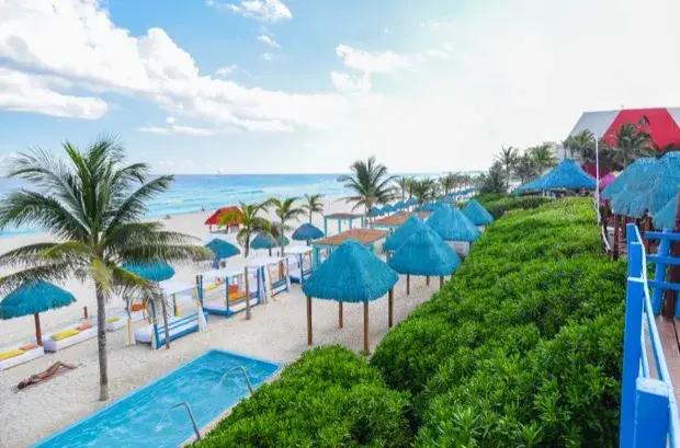 Miramar Beach Club